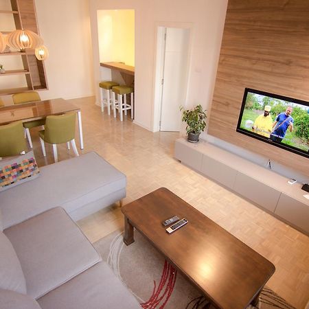 Apartamento Arena lux Belgrado Exterior foto